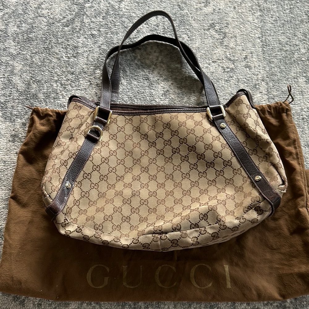 Gucci Canvas Medium Abbey Shoulder Bag